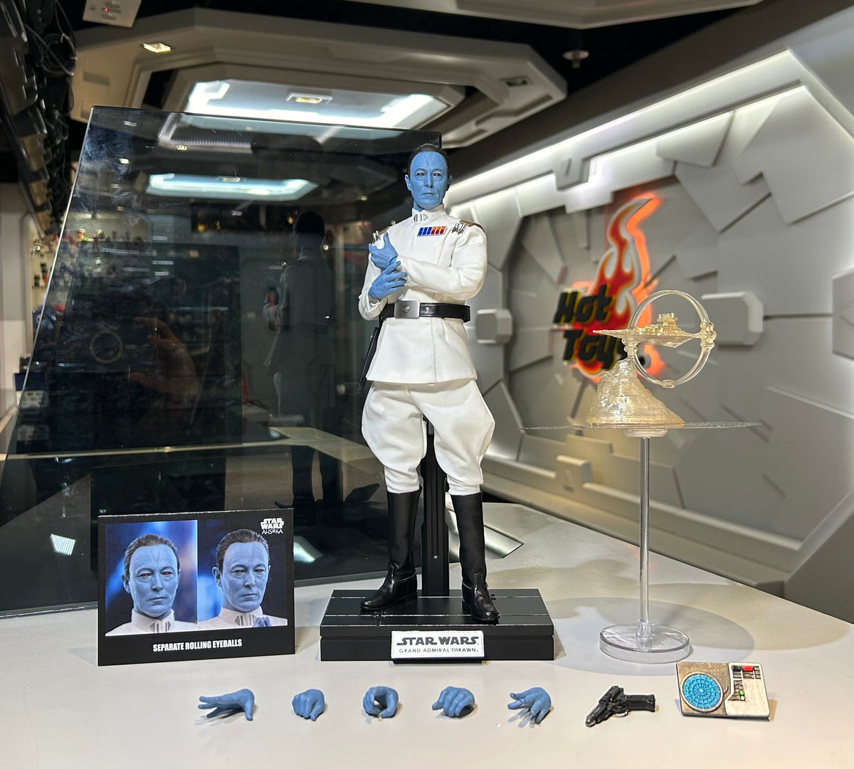 HT Star Wars: Ahsoka 1/6th scale Grand Admiral Thrawn Collectible Figure TMS116