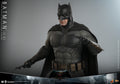 HT Batman v Superman: Dawn of Justice 1/6th scale Batman (2.0) Collectible Figure MMS731
